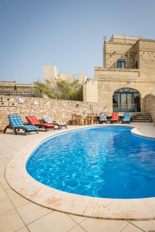 Valley View - Holiday Farmhouse With Private Pool ナダ エクステリア 写真