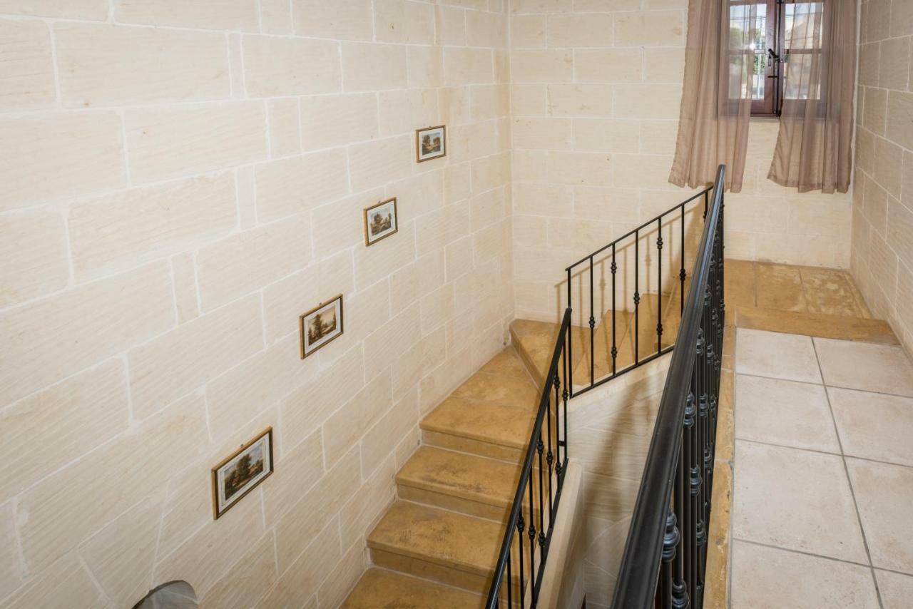 Valley View - Holiday Farmhouse With Private Pool ナダ エクステリア 写真