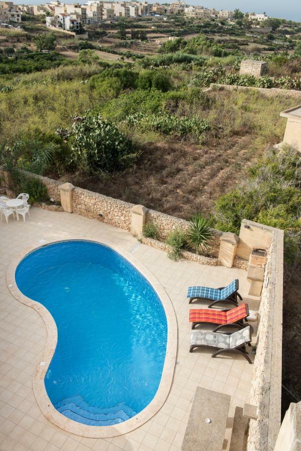 Valley View - Holiday Farmhouse With Private Pool ナダ エクステリア 写真